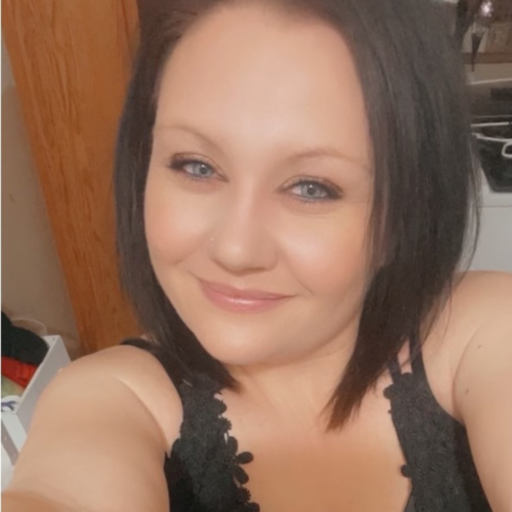 Meet your Posher, Tosha